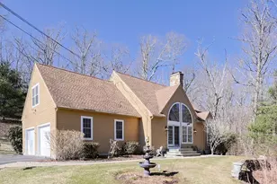 291 Millbury St, Auburn, MA 01501 - Photo 3