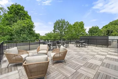 136 Babcock St #404, Brookline, MA 02446 - Photo 9