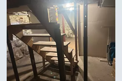 28 Grove Ave, Brockton, MA 02302 - Photo 11