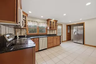 24-26 Watt Rd, Worcester, MA 01606 - Photo 9