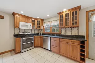 24-26 Watt Rd, Worcester, MA 01606 - Photo 7