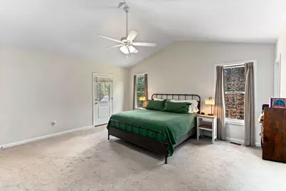 55 Oldfield  Rd, Bridgewater, MA 02324 - Photo 9