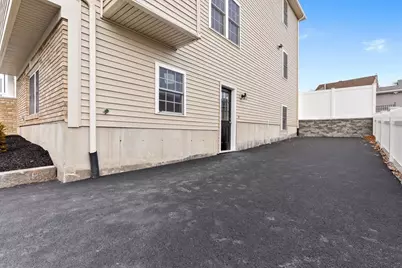 35 Liberty Ave, Revere, MA 02151 - Photo 31