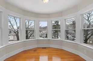 920 Pleasant St, Worcester, MA 01602 - Photo 11