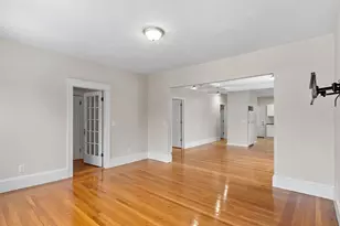 920 Pleasant St, Worcester, MA 01602 - Photo 13