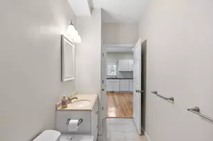 920 Pleasant St, Worcester, MA 01602 - Photo 33