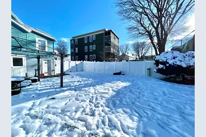 30 Woodlawn St, Everett, MA 02149 - Photo 15