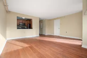 872 Massachusetts Ave, Cambridge, MA 02139 - Photo 5