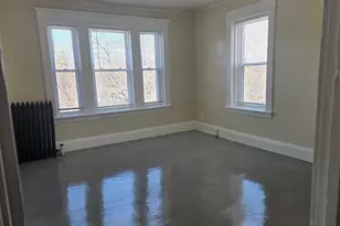 240 Locust St, Springfield, MA 01108 - Photo 3