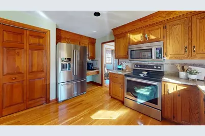 29 Louanis Drive, Reading, MA 01867 - Photo 7