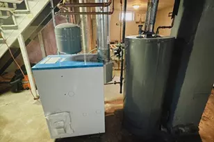 65 Gore Rd, Revere, MA 02151 - Photo 23