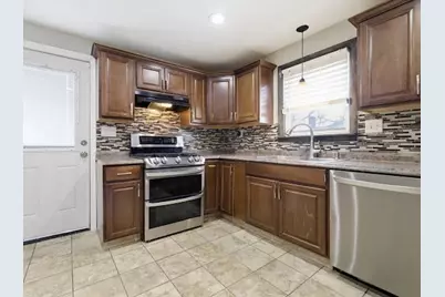 65 Gore Road, Revere, MA 02151 - Photo 9