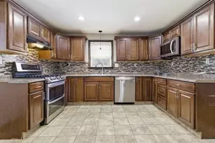 65 Gore Rd, Revere, MA 02151 - Photo 9