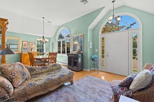 201 Buck Knoll Rd, Raynham, MA 02767 - Photo 15