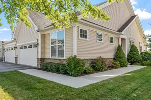 13 Wilshire Way, Marlborough, MA 01752 - Photo 3