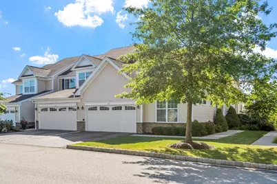 13 Wilshire Way #13, Marlborough, MA 01752 - Photo 1