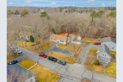 24 Sylvia St, Fairhaven, MA 02719 - Photo 3