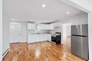 25 Cane St, Fitchburg, MA 01420 - Photo 7