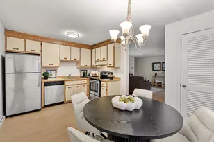 1720 Skyline Dr, Lowell, MA 01854 - Photo 3