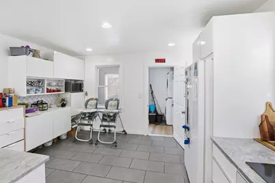 18 Haynes St, Worcester, MA 01603 - Photo 11