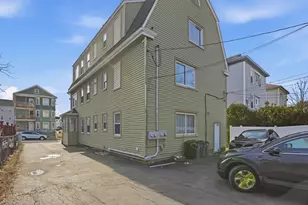 18 Haynes St, Worcester, MA 01603 - Photo 39