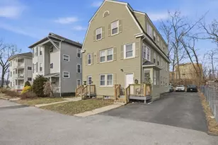 18 Haynes St, Worcester, MA 01603 - Photo 3