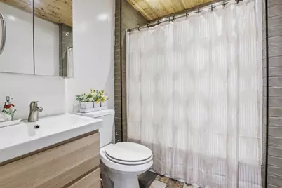 18 Haynes St, Worcester, MA 01603 - Photo 13