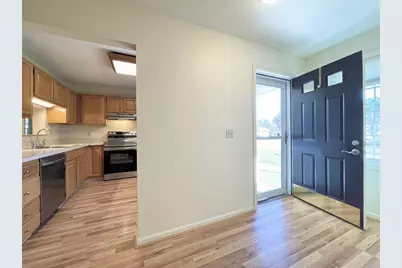 39 Godfrey Ln #39, Milford, MA 01757 - Photo 5