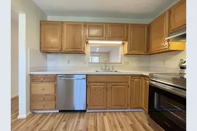 39 Godfrey Ln #39, Milford, MA 01757 - Photo 9