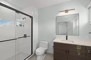 54 Auburn St, Brookline, MA 02446 - Photo 13