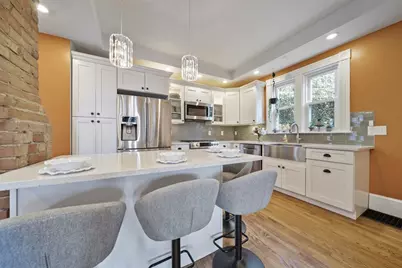 26 Poplar St, Melrose, MA 02176 - Photo 7