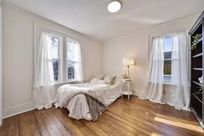 26 Poplar St, Melrose, MA 02176 - Photo 21