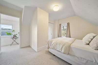 26 Poplar St, Melrose, MA 02176 - Photo 31