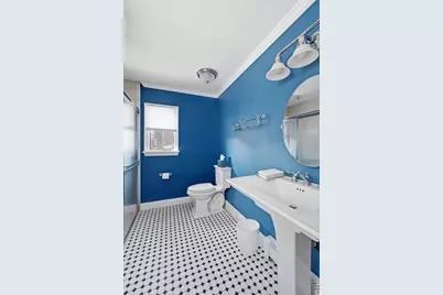 11 Hampshire St, Everett, MA 02149 - Photo 13