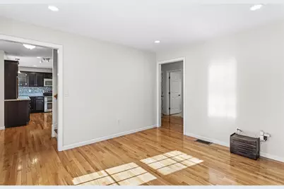 36 Norwood Ave, Ayer, MA 01432 - Photo 9