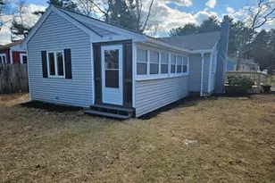 68 Crystal Lake Dr, Carver, MA 02330 - Photo 3