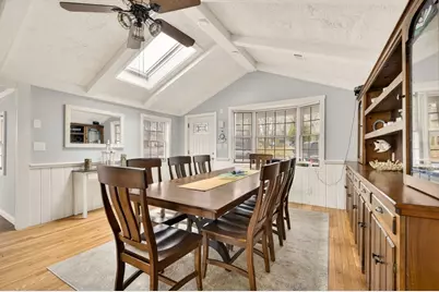 112 Hiatt St, Fall River, MA 02721 - Photo 5