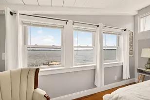 112 Hiatt St, Fall River, MA 02721 - Photo 9