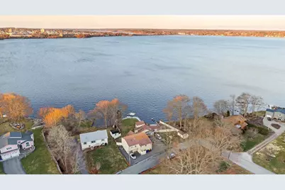 112 Hiatt St, Fall River, MA 02721 - Photo 3