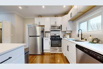 69 Forest St #2, Watertown, MA 02472 - Photo 9