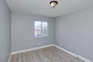 239 Glasgow St, Fall River, MA 02721 - Photo 13