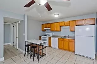 239 Glasgow St, Fall River, MA 02721 - Photo 5