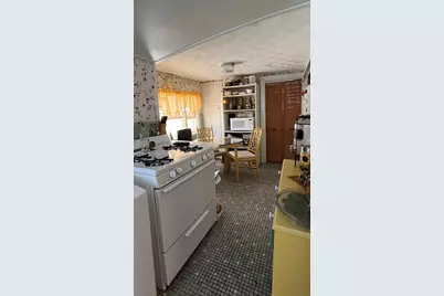 28 Stillman St, Weymouth, MA 02189 - Photo 13