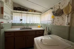 28 Stillman St, Weymouth, MA 02189 - Photo 13