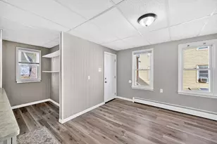 69-71 Elmwood Ave, Holyoke, MA 01040 - Photo 9