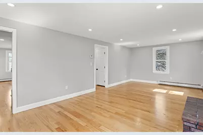 25 Rock Rd, Tyngsborough, MA 01879 - Photo 11