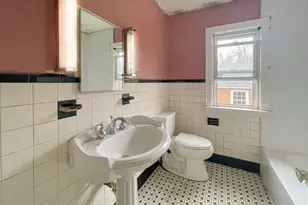 1768 E Mountain Rd, Westfield, MA 01085 - Photo 17