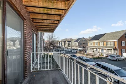 270 E Haverhill St #12, Lawrence, MA 01841 - Photo 9