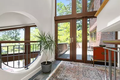 34 Lagrange St, Brookline, MA 02467 - Photo 3