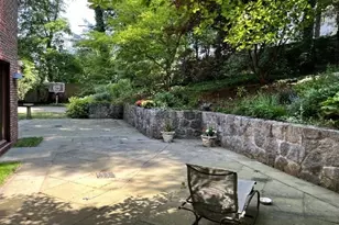 34 Lagrange St, Brookline, MA 02467 - Photo 37